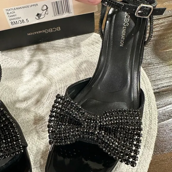 NIB BCBGeneration Extravagant Black Women's Strappy Heels with Gemstone Bows 8