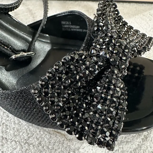 NIB BCBGeneration Extravagant Black Women's Strappy Heels with Gemstone Bows 8