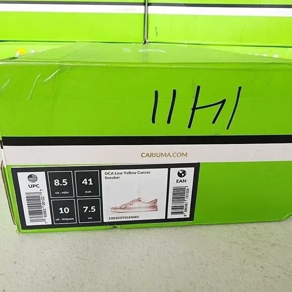 NIB Cariuma yellow OCA canvas Sneakers sz W10 M8.5 canery