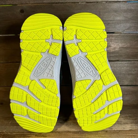 NIB New Big Kids Keen Motozoa Gray Outdoor Water Hiking Shoes Sandals Size 5‎ Y