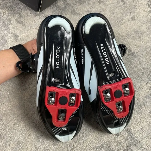 NIB Peloton Cycling Shoes for Peloton Bike Black Triple Strap Womens Sz 38