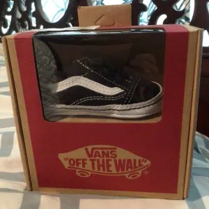 NIB Vans “Old Skool Crib” - Infant - Black/True White Shoes