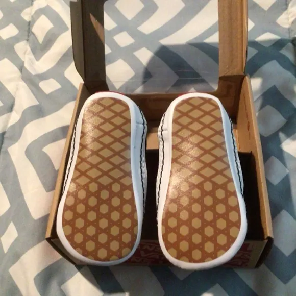 NIB Vans “Old Skool Crib” - Infant - Black/True White Shoes