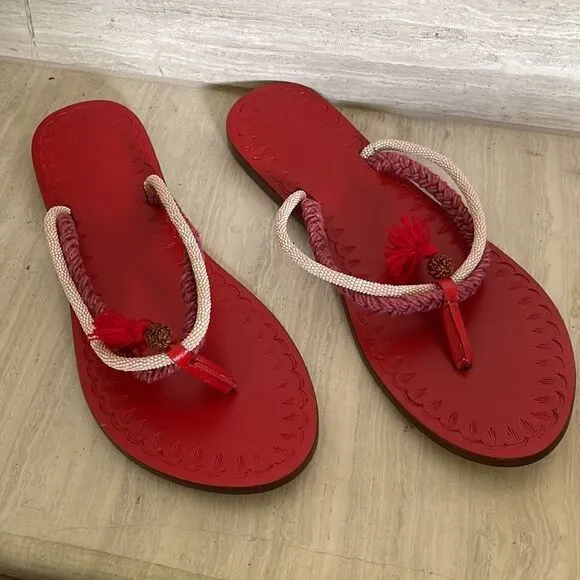 NIB Free People Menorca Flat Thong Sandal Red Leather White Beaded EU 38 US 8