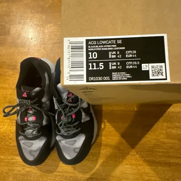 Nike ACG Lowcate SE Men’s Hiking Trail Shoes 10 Black Gray DR1030 001 New W Box