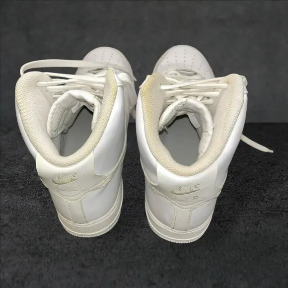 Nike Air Force 1 High '07 Men's Shoes size 10 pre-owned Great condition