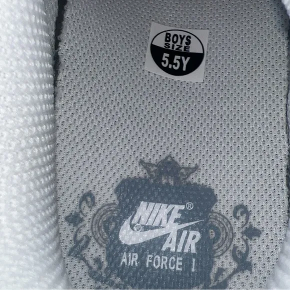 Nike Air Force 1 LE Big Kids' Shoes | Color: Triple White | NEW/NIB!!👟
