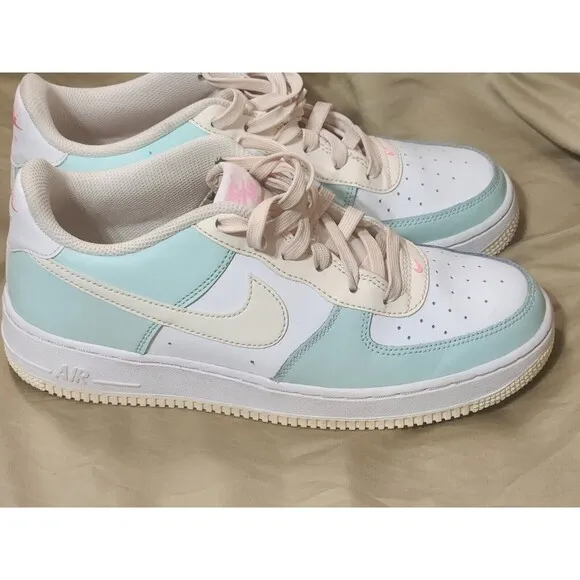 NIKE Air Force 1 Low Emerald Rise Guava Ice Green/Beige youth size 7y No Box