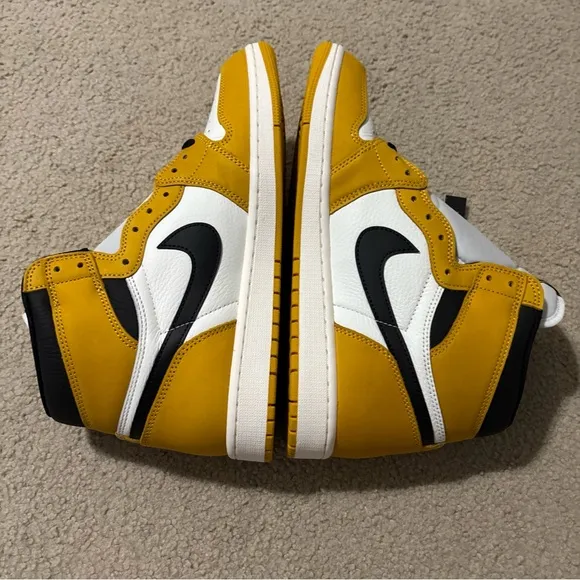 Nike Air Jordan 1 Men’s Size 11 Retro High OG Yellow Ochre DZ5485-701 Sneakers
