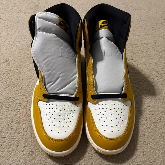 Nike Air Jordan 1 Men’s Size 11 Retro High OG Yellow Ochre DZ5485-701 Sneakers