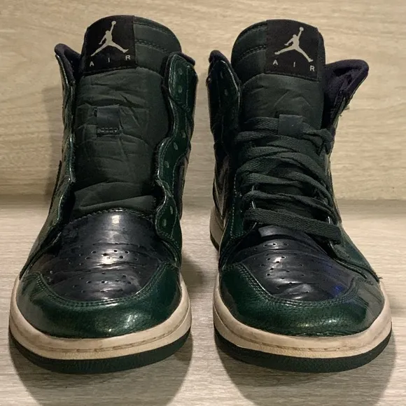 Nike Air Jordan 1 Retro Green