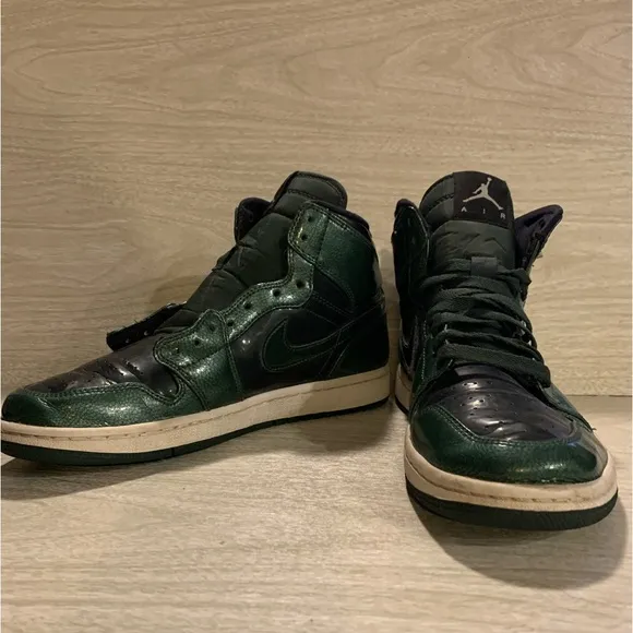 Nike Air Jordan 1 Retro Green