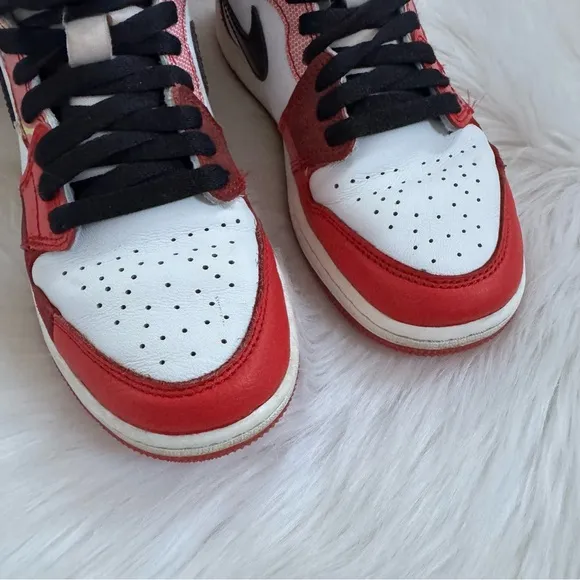Nike Air Jordan 1 Retro High OG Next Chapter Spider-Man Shoes 4.5Y