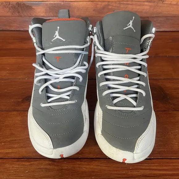 Nike Air Jordan 12 Retro GS Kids 4.5Y Wmns 6 Cool Grey White 153265-012