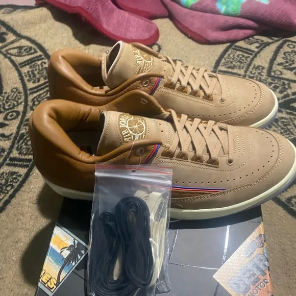 Nike Air Jordan 2 Retro Low SP TWO 18 DETROIT - Mens Size 11  (DV7129-222)