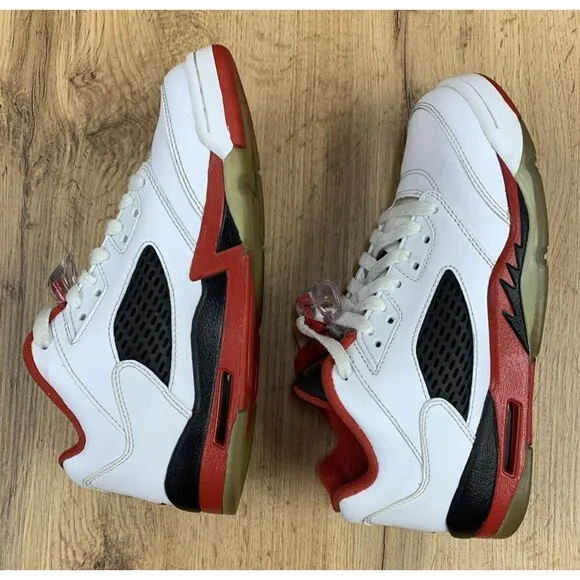 Nike Air Jordan 5 Basketball Sneaker Shoes Youth Boys Size 5Y White 314338-101
