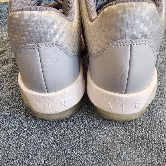 Nike Air Jordan Max Aura 3, Size 5.5 YOUTH - EUC!