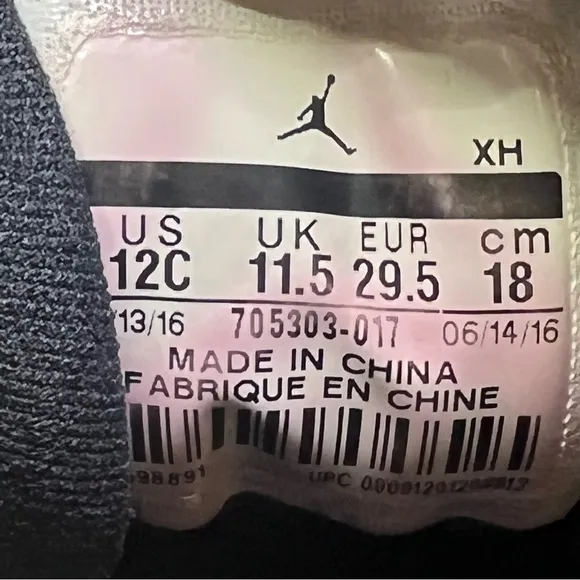 Nike Air Jordan Retro 1 High BP Youth Shoes Sz 12C Youth Glossy Black 705303-017