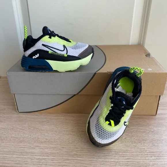 Nike Air Max 2090 Volt/Blue Toddler Sneakers Kids Shoes- SZ 6 C