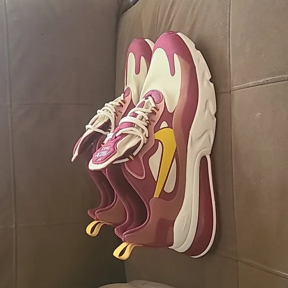 Nike Air Max 270 React sneakers 270 a &quot;Noble Red&quot; colorway Size 10.5