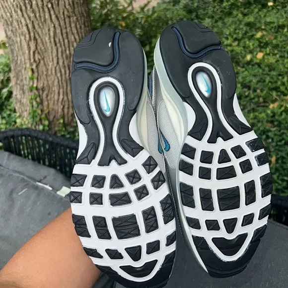 Nike Air Max 97 OG Metallic Silver Blue Sneakers. Men’s 10 &amp; 10.5.