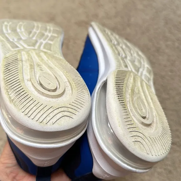 Nike Air Max AxisLittle Kids' Shoes