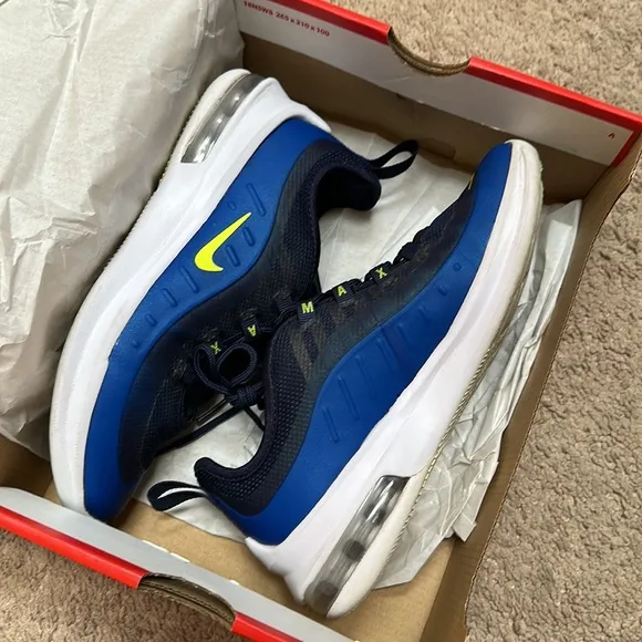 Nike Air Max AxisLittle Kids' Shoes