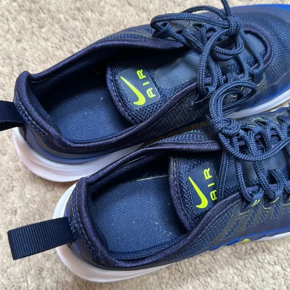 Nike Air Max AxisLittle Kids' Shoes