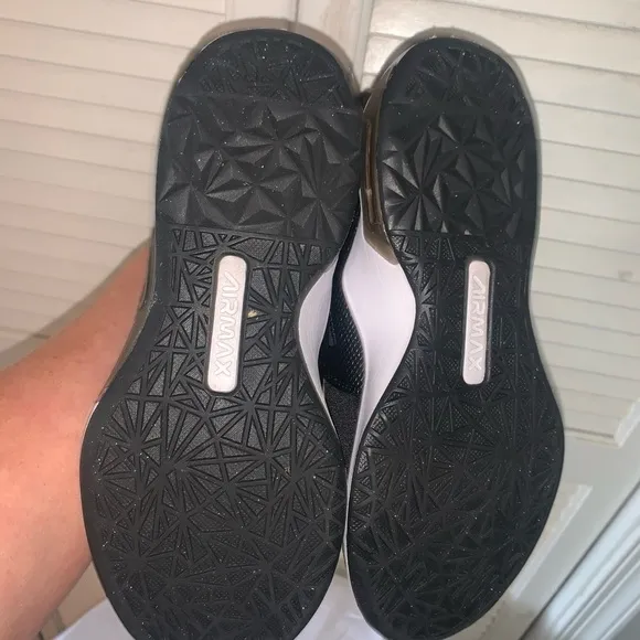 Nike Air Max Bella TR Training Shoes Black Womens Size 7
