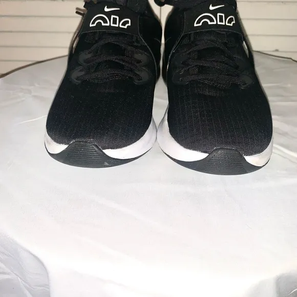 Nike Air Max Bella TR Training Shoes Black Womens Size 7