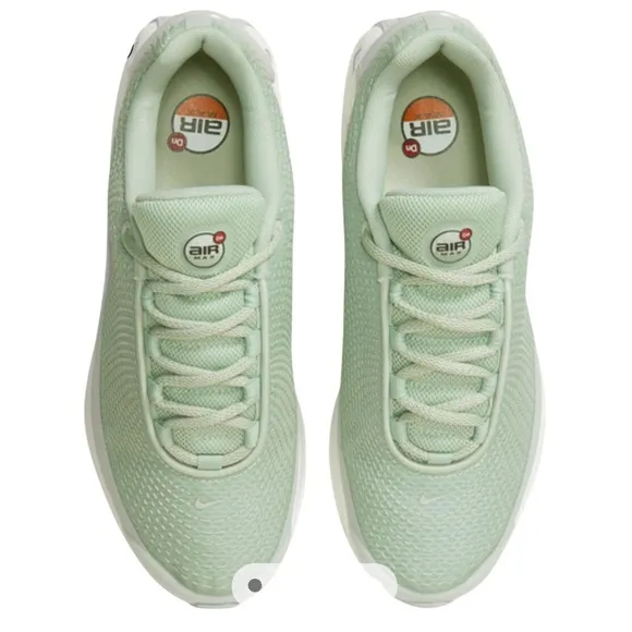 Nike Air Max DN Women's Seafoam Metallic Silver Sneakers NWOB-Sz 9.5 US &amp; 41 EU