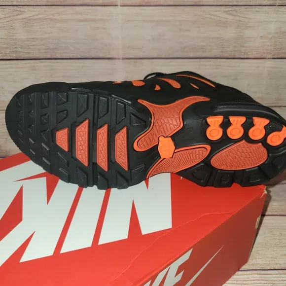 Nike Air Max Plus Drift‎ Black Dragon Red Crimson FD4290-010 Men's Size 8
