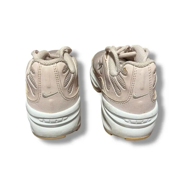 Nike Air Max Plus Little Kids' Shoes