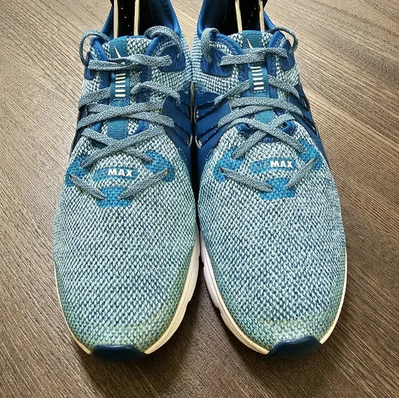 Nike Air Max Sequent Print Running Shoe, Girls Size 6