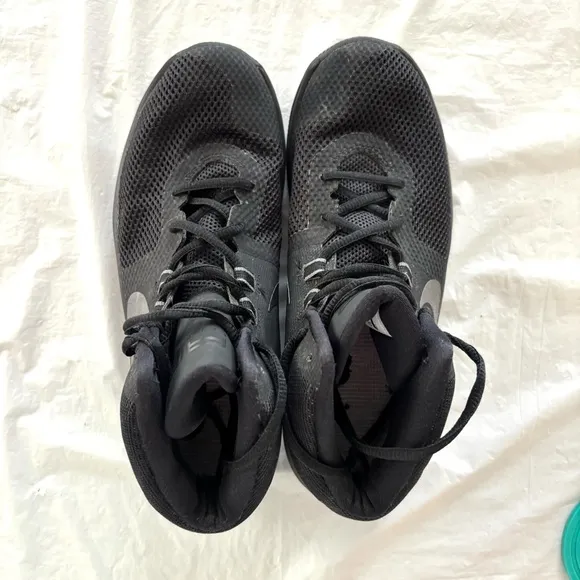 Nike Air Precision ll NBK Black Basketball Sneakers shoes SZ 7 NWOT