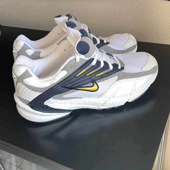 Nike Air Structure Triax Running Shoes Vintage