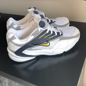 Nike Air Structure Triax Running Shoes Vintage
