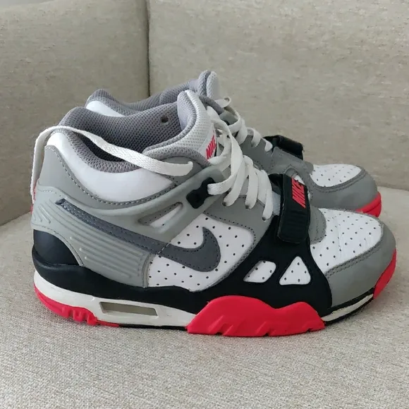 Nike Air trainer 3 Gray and Red Sneakers with High-Top Design and Air Cushioning