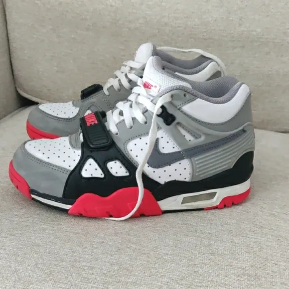 Nike Air trainer 3 Gray and Red Sneakers with High-Top Design and Air Cushioning