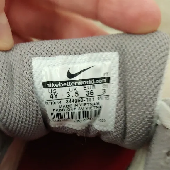 Nike Air trainer 3 Gray and Red Sneakers with High-Top Design and Air Cushioning