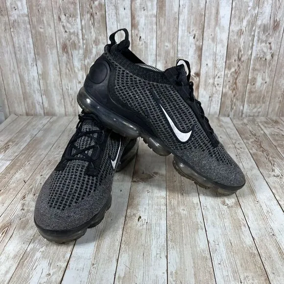 Nike Air Vapormax 2021 Flyknit Oreo‎ Size 11 MENS DC9394-001 Black/gray/white