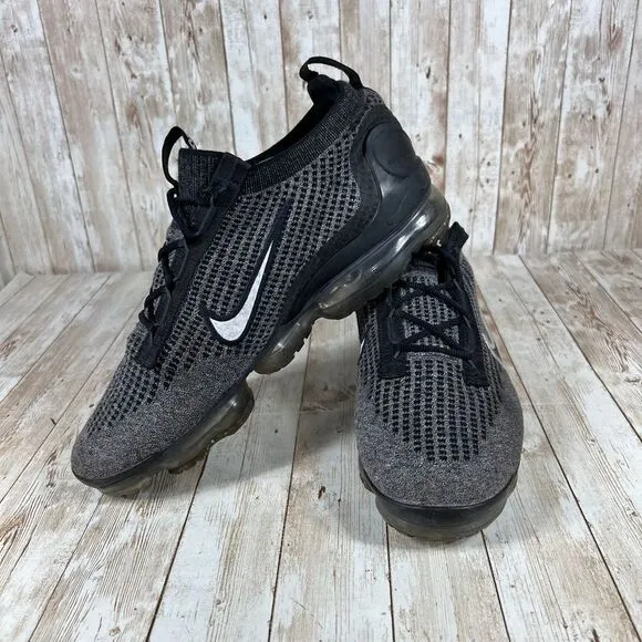 Nike Air Vapormax 2021 Flyknit Oreo‎ Size 11 MENS DC9394-001 Black/gray/white