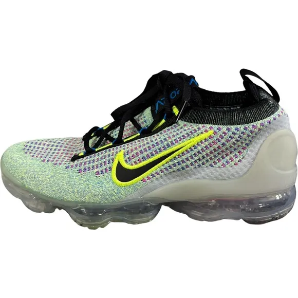 NIKE Air VaporMax 2022 FK &quot;Volt Photo Blue&quot; Running Shoes Size 6.5 Y Women’s 8