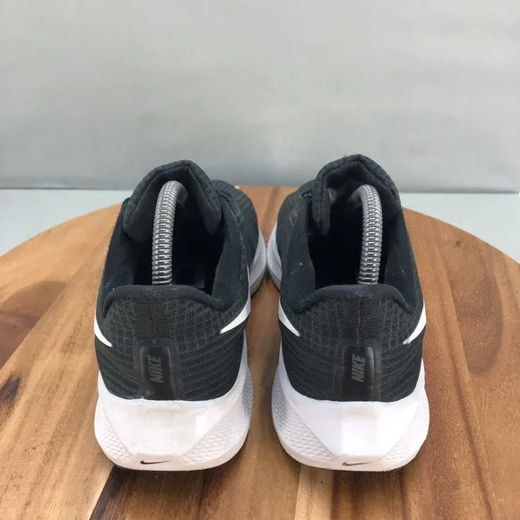 Nike Air Zoom Pegasus 39 Running Shoes Women 9 Black White Lightweight Cushioned