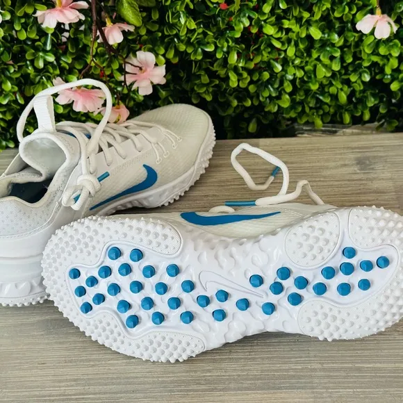 NIKE ALPHA HUARACHE 9 ELITE TURF SHOES - TB Size 4 VL