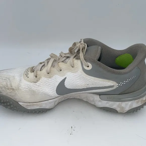 Nike Alpha Huarache Elite 3 Turf Baseball Shoes White/Silver Men's Size 11
