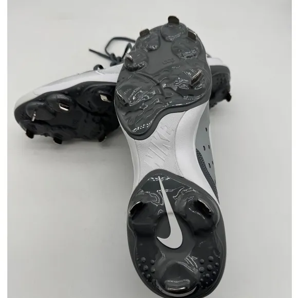 Nike Alpha Huarache Varsity 4 Low Metal Baseball Cleats Gray/White