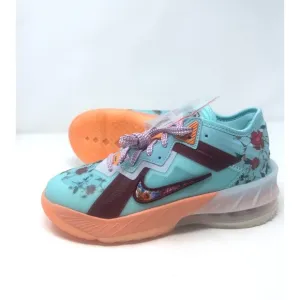 NIKE BIG 6.5 YOUTH/ women 8 LEBRON XVIII LOW GS BASKETBALL SHOES DN4177 400