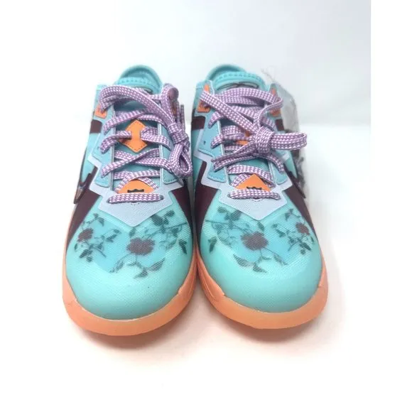 NIKE BIG 6.5 YOUTH/ women 8 LEBRON XVIII LOW GS BASKETBALL SHOES DN4177 400