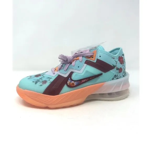 NIKE BIG 6.5 YOUTH/ women 8 LEBRON XVIII LOW GS BASKETBALL SHOES DN4177 400